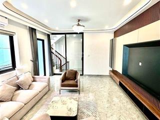 Nhà thạch bàn  long biên  37m2  ô tô vào nhà  6 tầng tháng máy