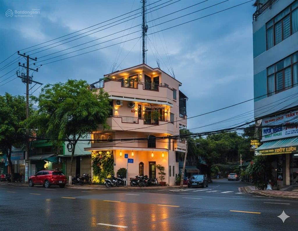 Cho thuê căn góc 3 mặt tiền đường tô hiệu  âp bắc & việt bắc  phường nha trang