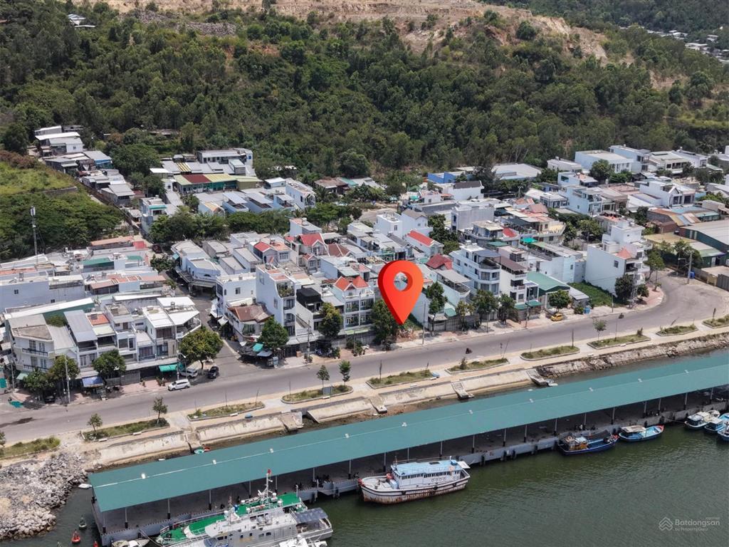 Mặt tiền view sông cửa biển tđc hòn rớ  nam nha trang