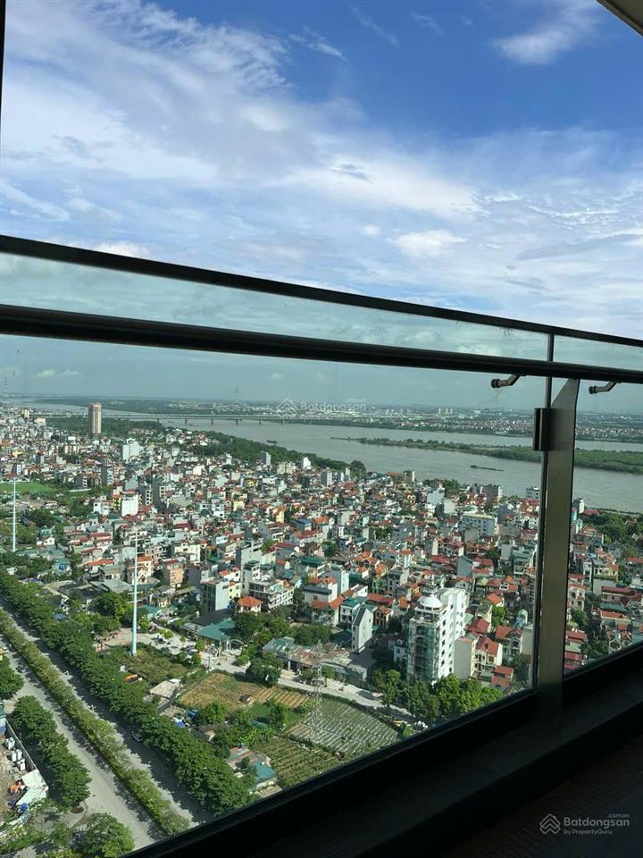 Chính chủ bán căn hộ 4 ngủ view sông hồng sunshine golden river tây hồ giá siêu tốt