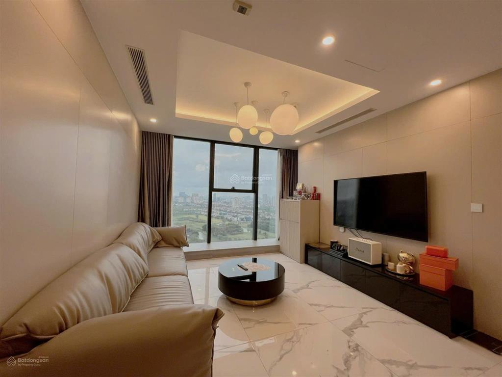 Cho thuê căn hộ 2 ngủ nội thất đẹp view sân golf tòa s5 sunshine city giá tốt