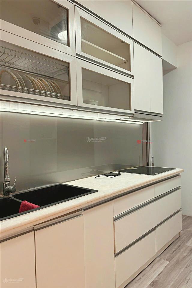 Cho thuê căn hộ 3pn 123m2 full nội thất đẹp, giá tốt tòa e1 ciputra có slot ô tô vào ở được ngay