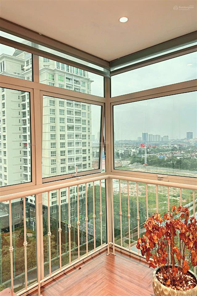 Cho thuê căn hộ 3pn 123m2 full nội thất đẹp, giá tốt tòa e1 ciputra có slot ô tô vào ở được ngay