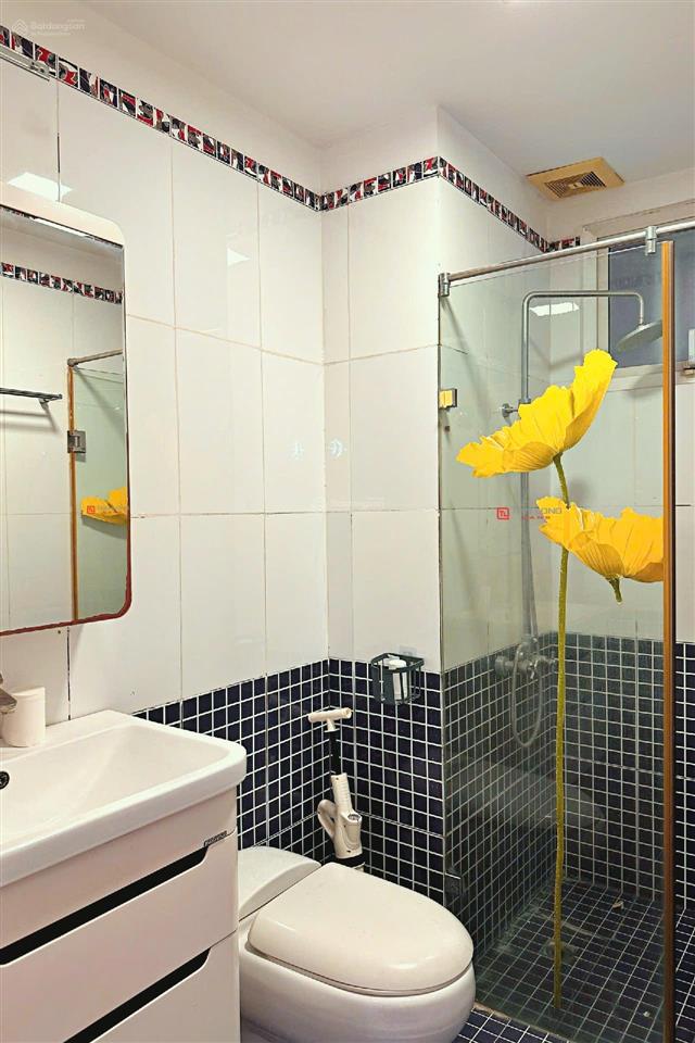 Cho thuê căn hộ 3pn 123m2 full nội thất đẹp, giá tốt tòa e1 ciputra có slot ô tô vào ở được ngay