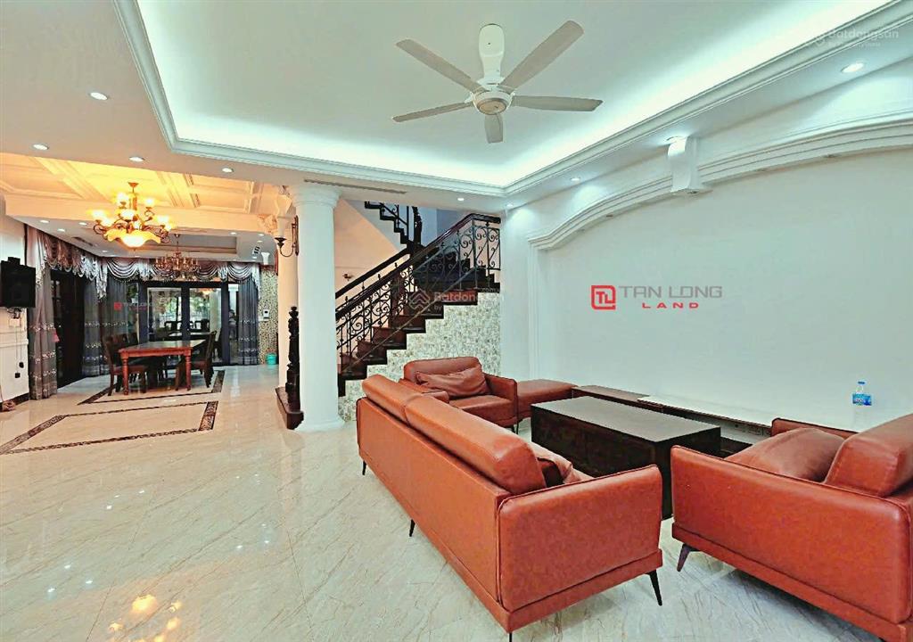 Cho thuê biệt thự mặt đường đôi dãy c1 c2 ciputra, full nội thất đẹp gần trường quốc tế unis