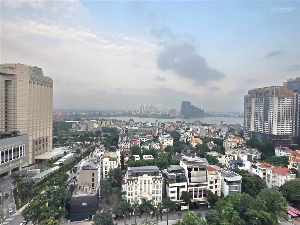 Cho thuê căn hộ 2n 2vs full nội thất mới đẹp, view hồ tây trong kđt ciputra gần trường unis