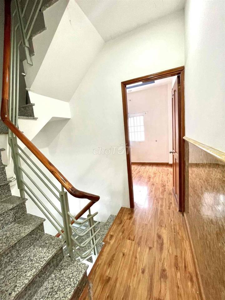 2TR MÀ SÀN GỖ ĐẸP THẾ NÀY -  NHÀ BÈ GIÁP Q7