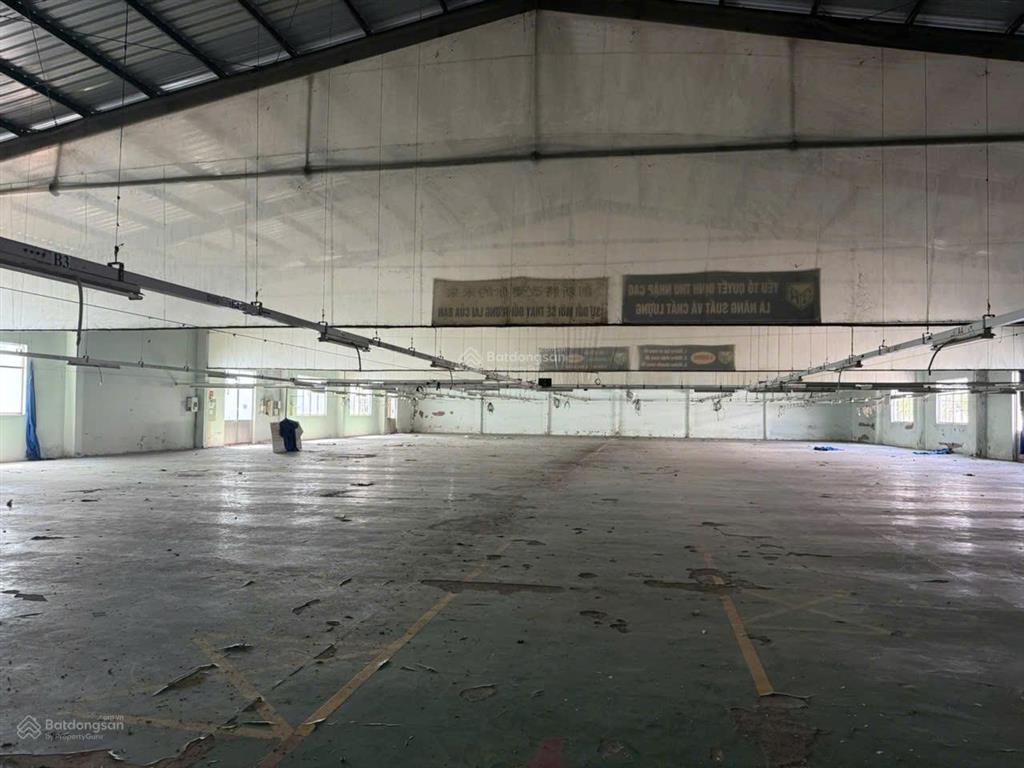 Cho thuê nhà xưởng diện tích 5.500 m2 bến lức long an củ (nay thuộc tỉnh tây ninh)