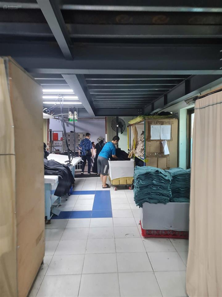 Cho thuê nhà xưởng may mặc quy mô lớn tại hóc môn cơ sở hạ tầng hoàn chỉnh sẵn sàng hoạt động
