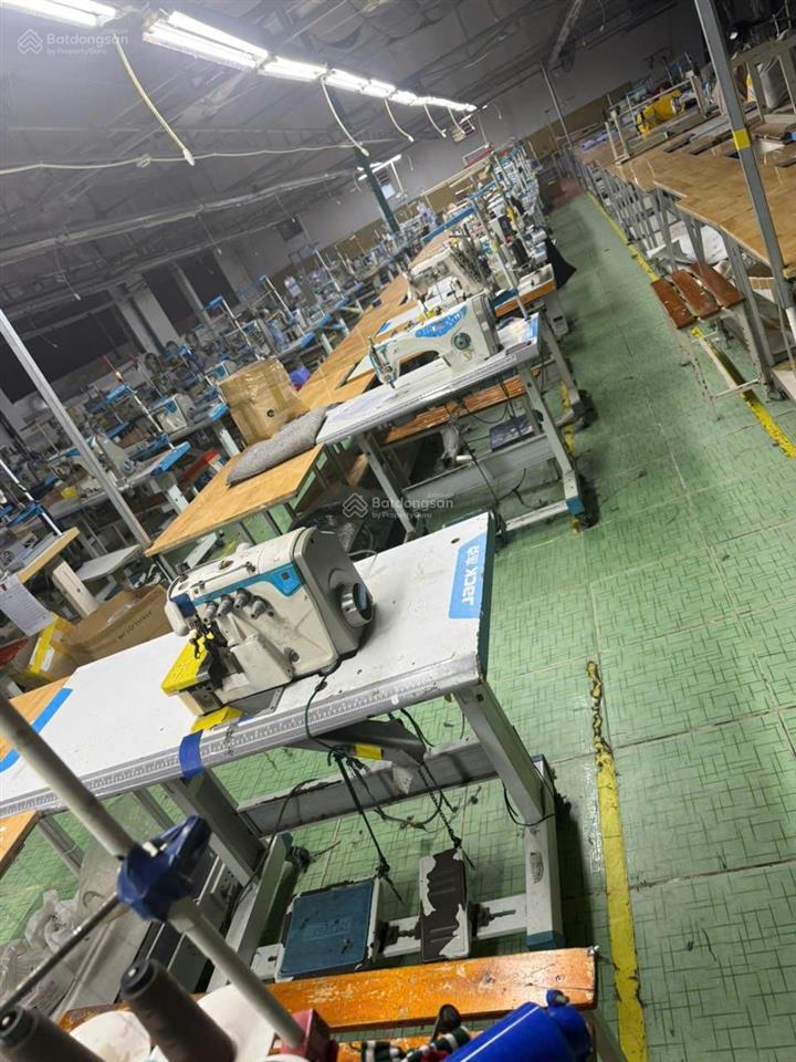 Cho thuê nhà xưởng 2.000m2 pccc vách tường trạm điện 320kw gần ngã tư an sương, hóc môn