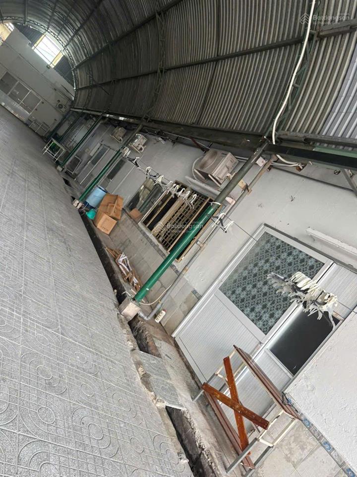 Cho thuê nhà xưởng 2.000m2 pccc vách tường trạm điện 320kw gần ngã tư an sương, hóc môn