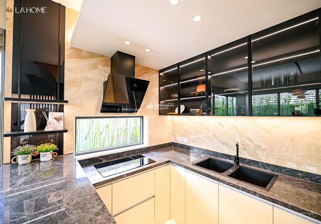 Khu đô thị sinh thái la home  biệt thự nhà phốshophouse  3 lầu  giá 4ty  ck lên tới 10%