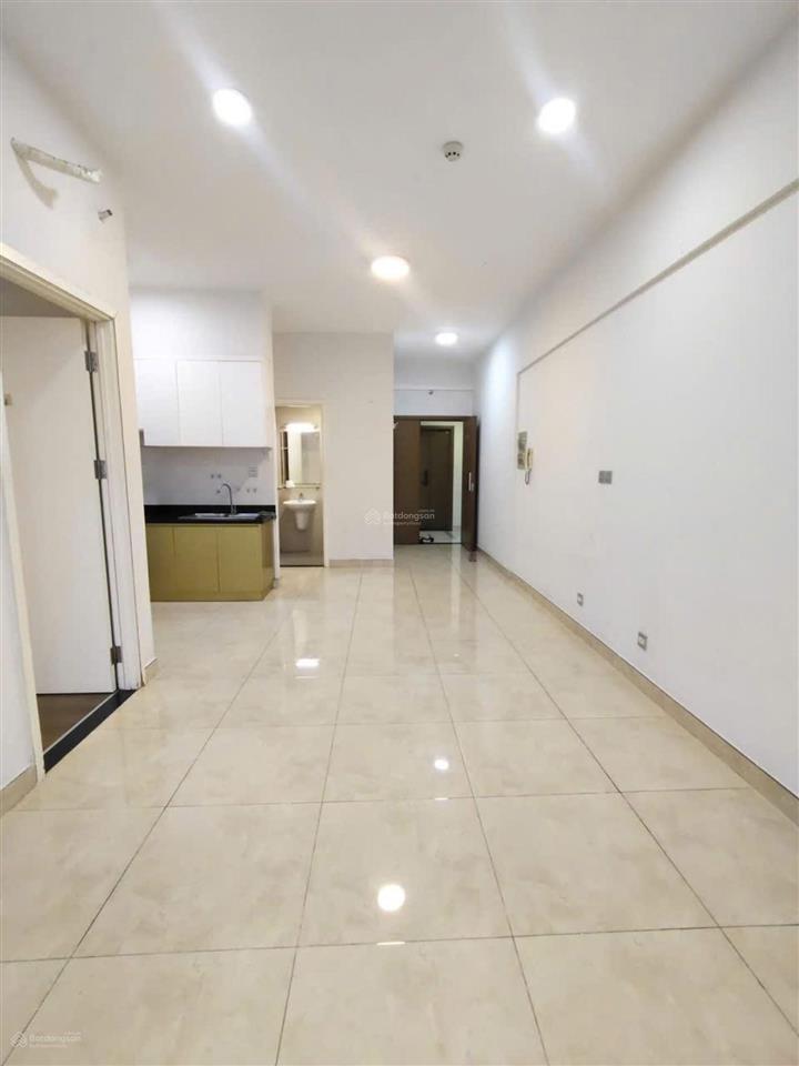 Cần bán căn hộ luxgarden 2pn  2wc. giá 3,7 tỷ. full nội thất. đã có sổ hồng, hỗ trợ vay ngân hàng