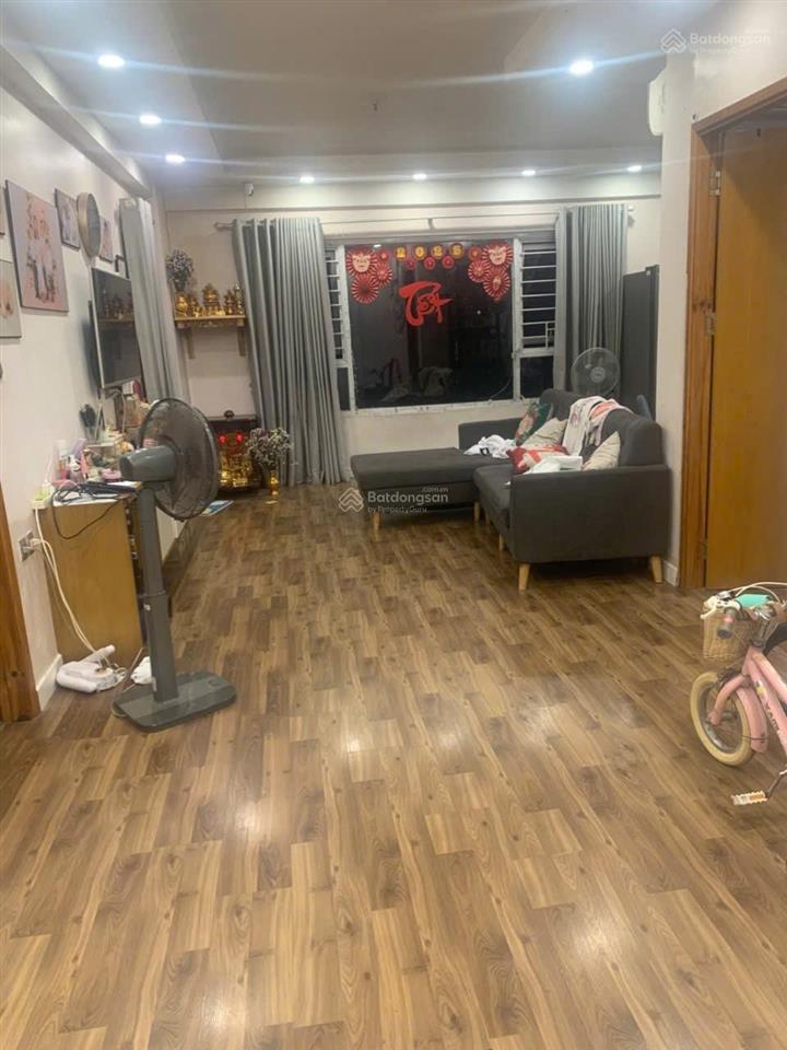 Cần bán căn hộ ehome5. dt 82m2 2pn + 1  2wc. giá bán 4.7 tỷ. đã có sổ hồng. có hỗ trợ bank