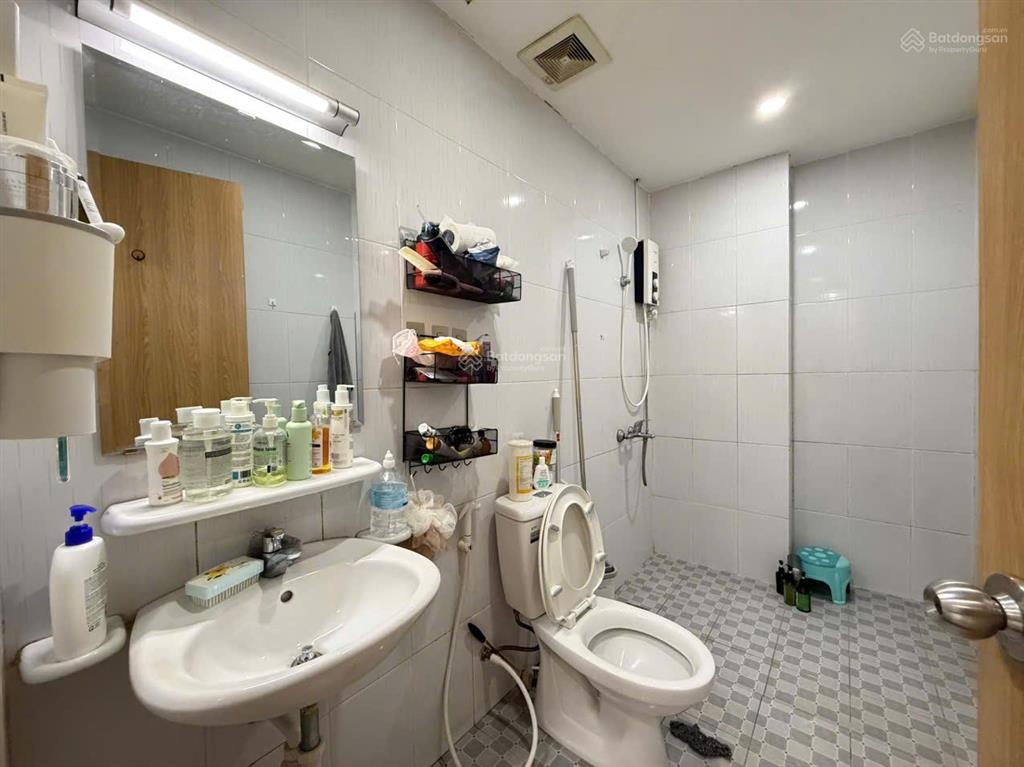 Bán căn hộ jamona city. dt 60m2. 2pn  1wc. giá bán 3.180 tỷ. đã có sổ hồng. hỗ trợ vay bank