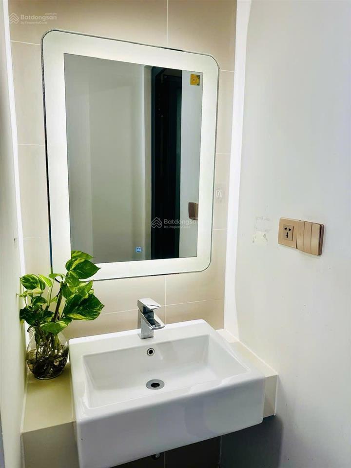 Chủ cần bán căn hộ q7 boulevard. 2pn  1wc. giá 2.95 tỷ. full nội thất. đang có hợp đồng thuê sẵn