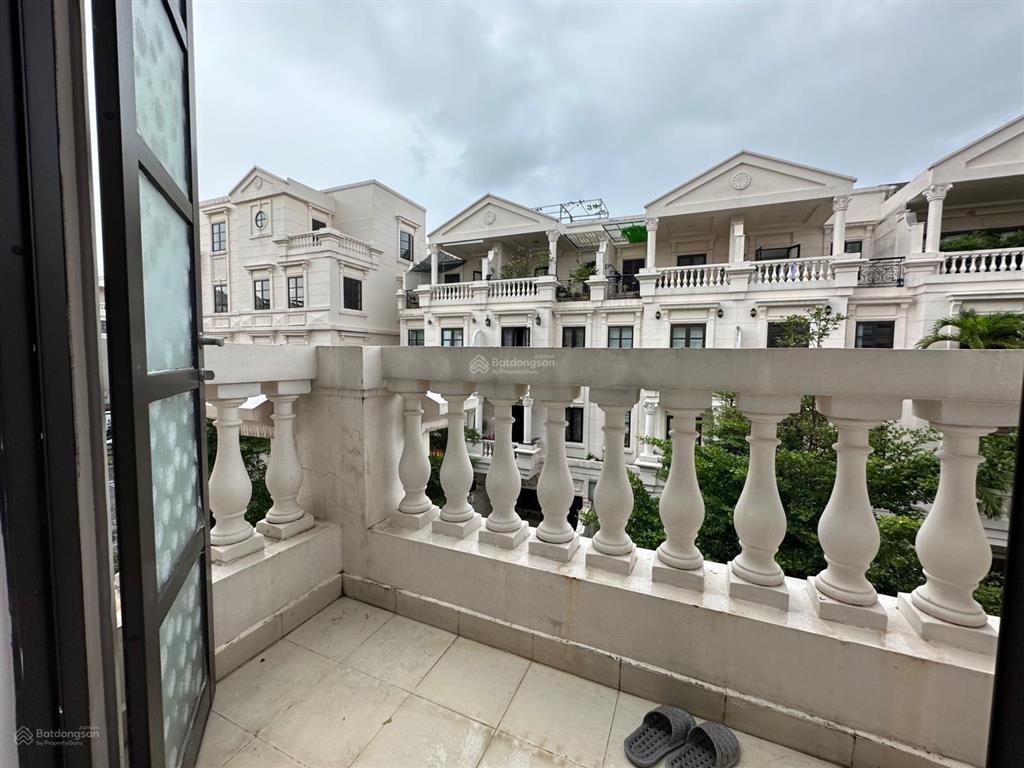 Chính chủ gửi bán căn nhà cityland park hills đang có hdt 40tr