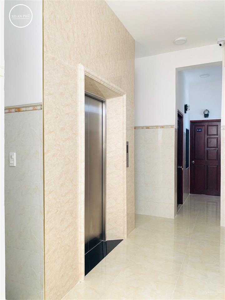 Bán tòa nhà chdv lê quang định dòng tiền 100 triệu/tháng