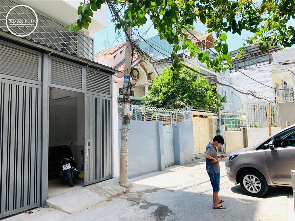 Bán tòa nhà chdv lê quang định dòng tiền 100 triệu/tháng