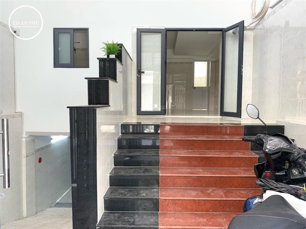 Bán tòa nhà chdv lê quang định dòng tiền 100 triệu/tháng