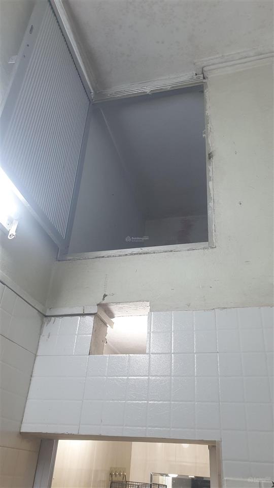Cho thuê phòng trọ 2tr 05 ngõ 210 đường láng(sát ga láng) thịnh quang tầng 1 10m vskk đủ đồ