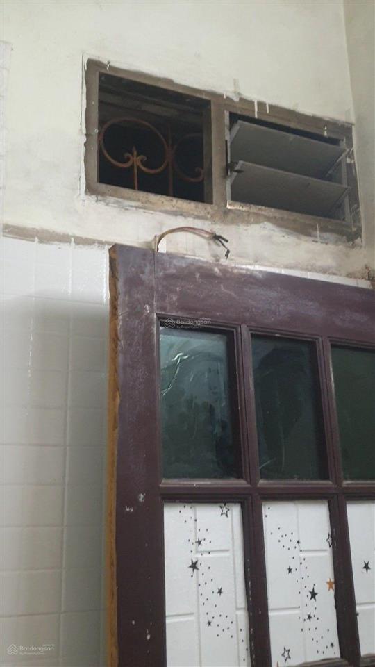 Cho thuê phòng trọ 2tr 05 ngõ 210 đường láng (sát ga láng), thịnh quang, tầng 1, 10m, vs kk, đủ đồ