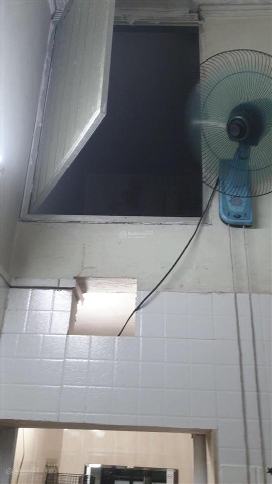 Cho thuê phòng trọ 2tr 05 ngõ 210 đường láng (sát ga láng), thịnh quang, tầng 1, 10m, vs kk, đủ đồ