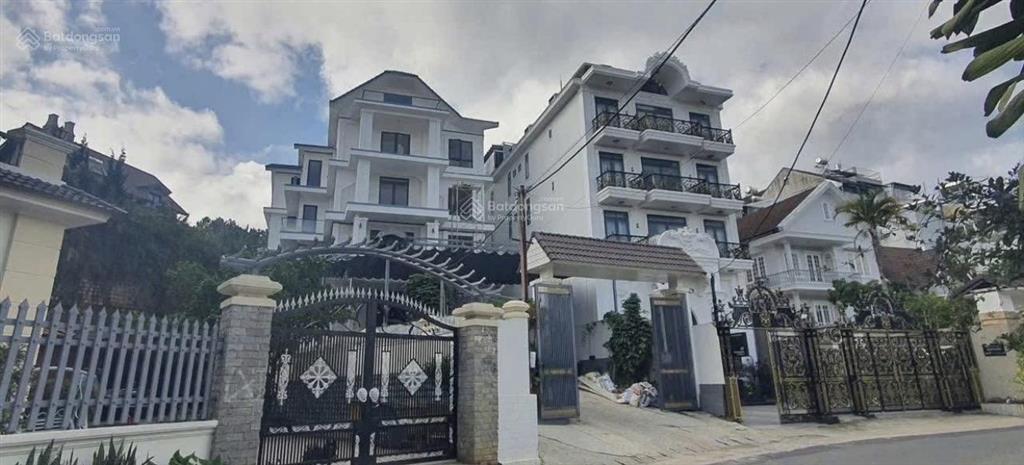 Cho thuê tòa 33 căn hộ mặt tiền trần khánh dư gần ngã năm đại học mới 100% full nội thất