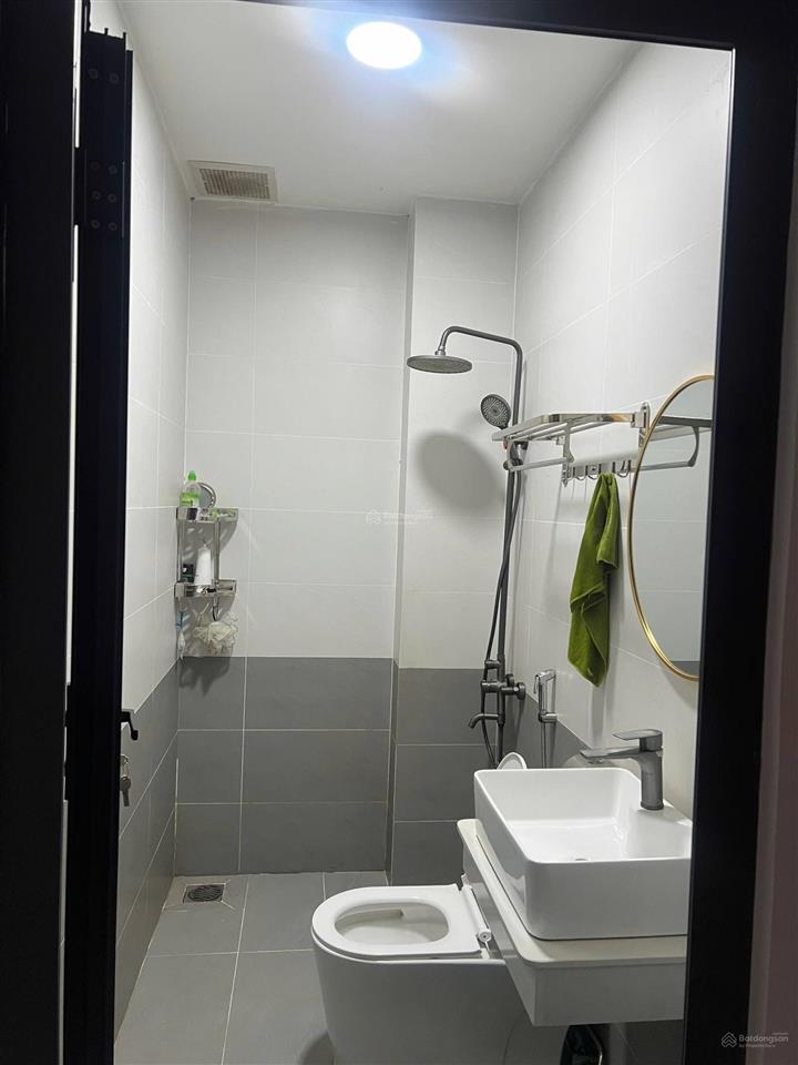 Gửi môi giới 2%
bán nhà 1 trệt 2 lầu mai xuân thưởng p8 cũ 5,5 tỷ