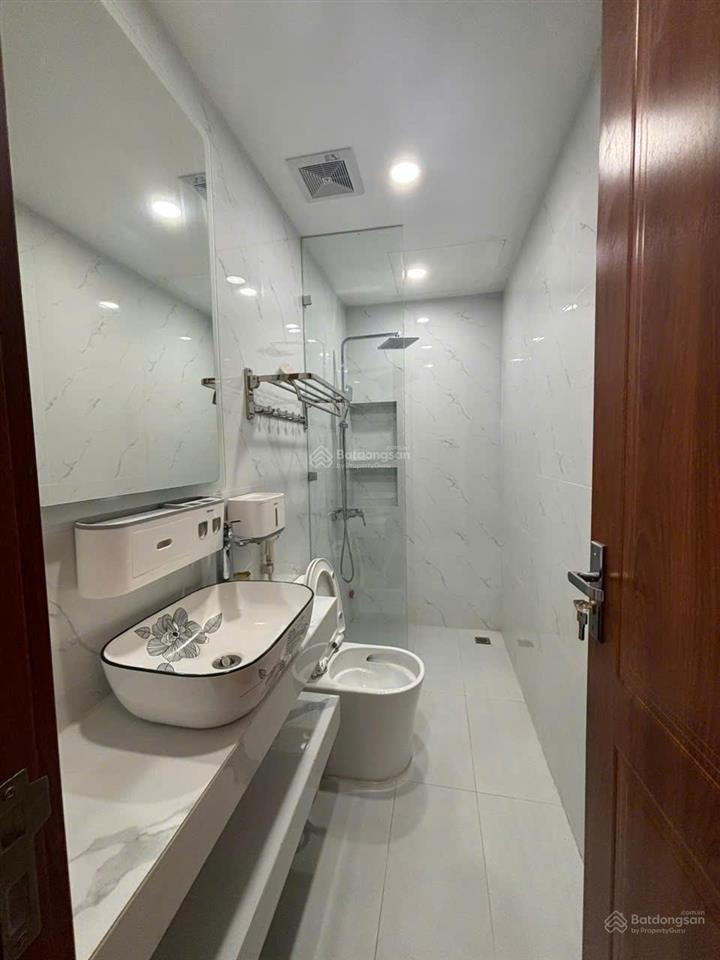 Chính chủ  gia đình cần bán căn hộ chung cư tại tòa 18 t khu trung hòa nhân chính
