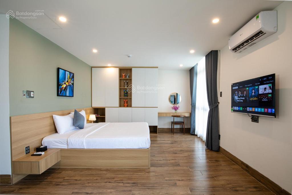 Bán tòa căn hộ 7 tầng dòng tiền cực tốt mặt tiền đường phước trường 8, cách biển 200m
