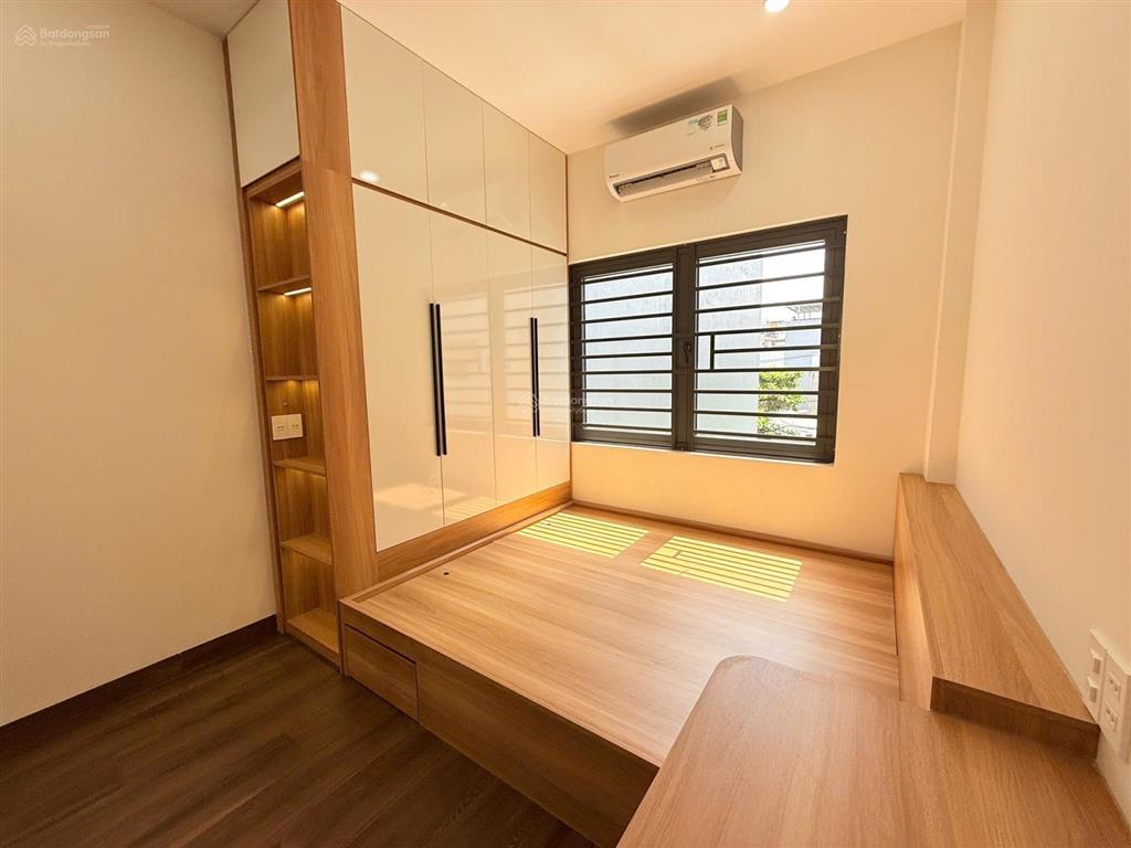 Bán tòa căn hộ 6 tầng  dòng tiền 45tr/th  mặt tiền đắt địa khu nam việt á, sát làng đại học