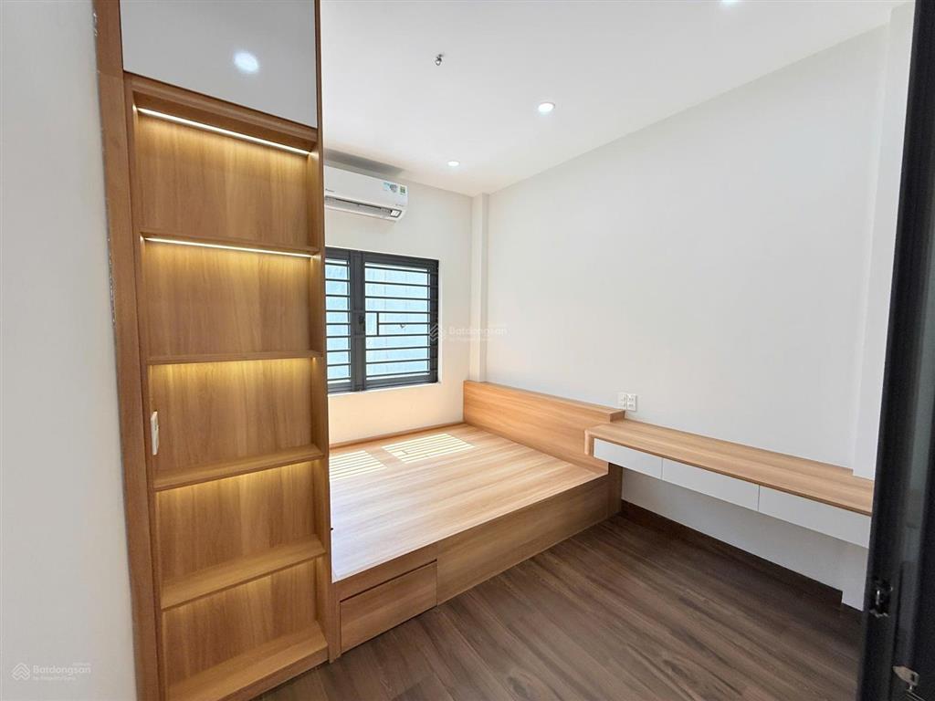 Bán tòa căn hộ 6 tầng  dòng tiền 45tr/th  mặt tiền đắt địa khu nam việt á, sát làng đại học