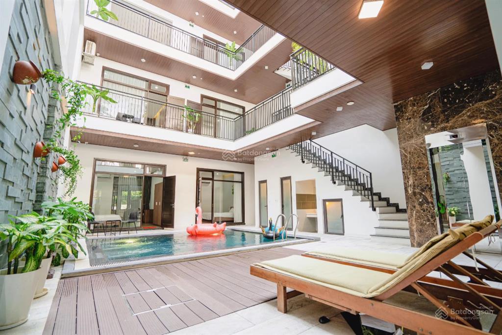 Bán tòa căn hộ apartment cao cấp  dòng tiền cực tốt 2 tỷ/năm  cách biển mỹ khê 300m