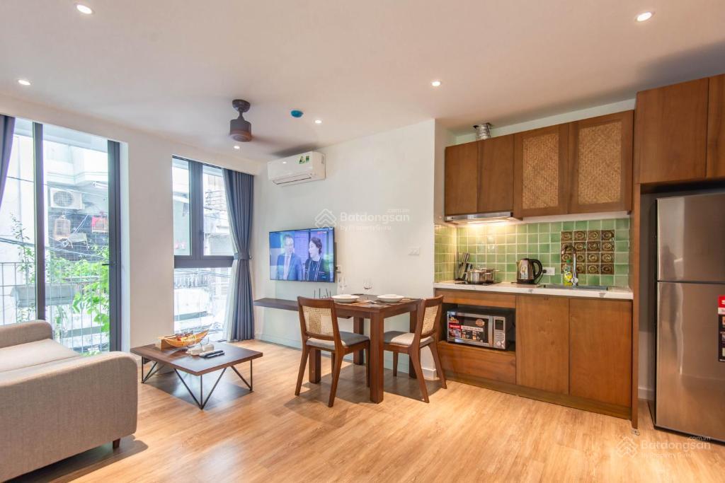 Bán tòa căn hộ apartment cao cấp  dòng tiền cực tốt 2 tỷ/năm  cách biển mỹ khê 300m