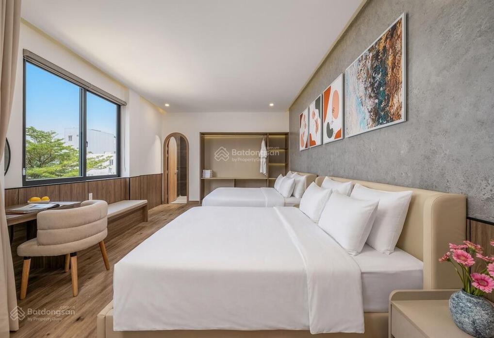 Cho thuê căn villa hồ bơi đẳng cấp view trực diện biển  12 phòng  giá 380tr/th