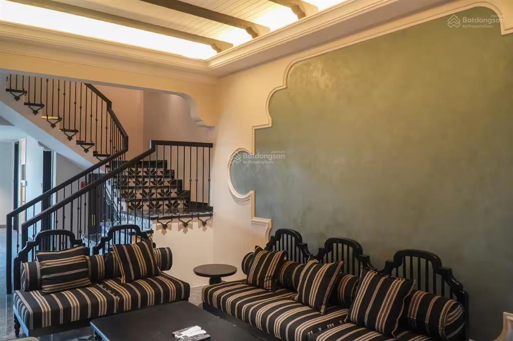 Cho thuê căn villa phong cách indochine ngay trung tâm phố tây an thượng  cách biển 800m