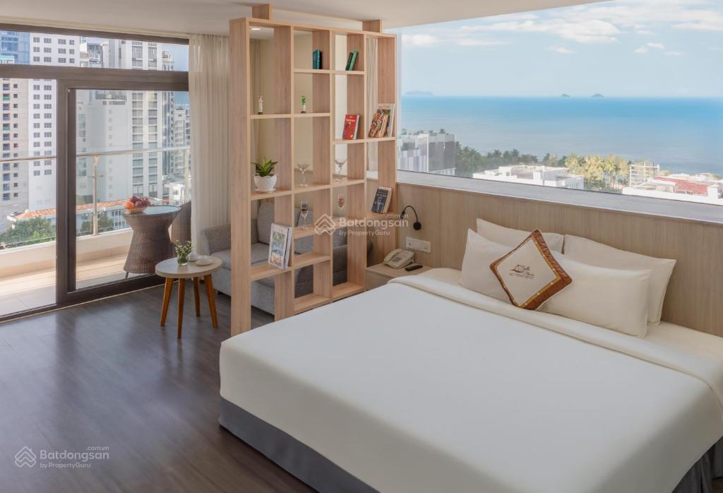 Cho thuê tòa khách sạn 4 sao luxury mặt tiền đắc địa trung tâm phố tây an thượng  cách biển 200m