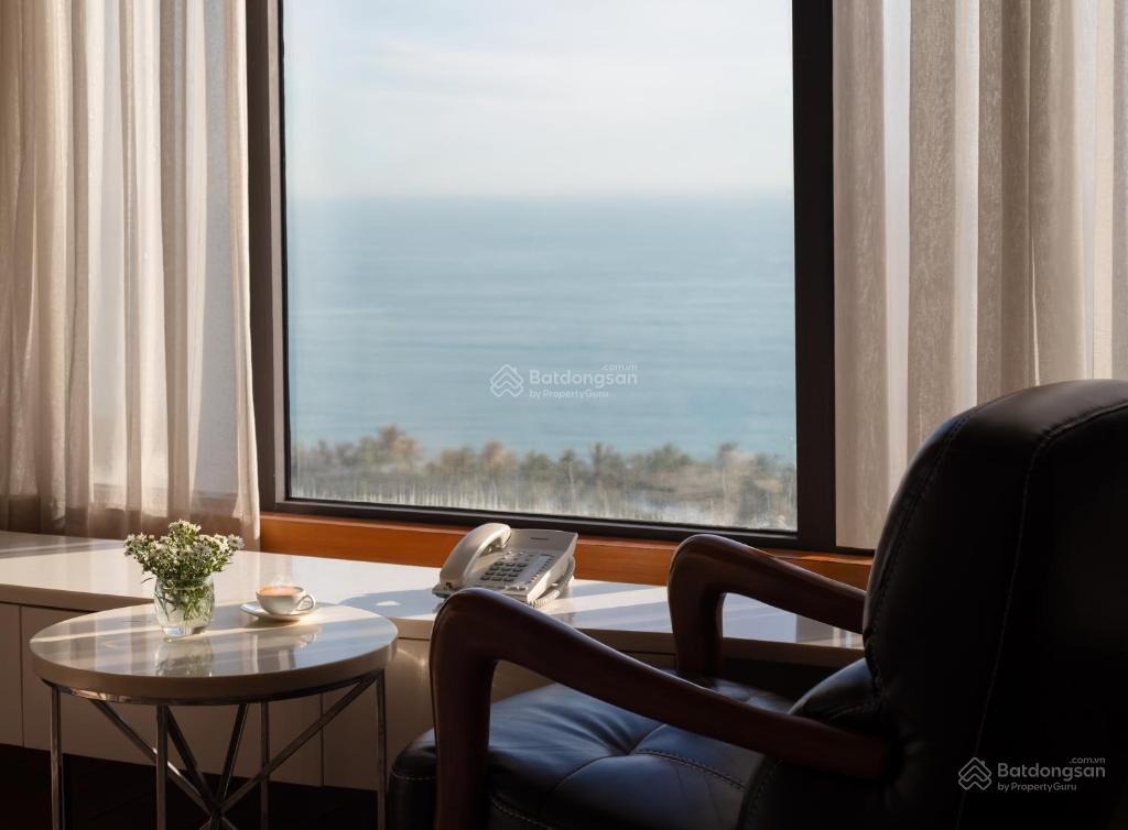 Cho thuê tòa khách sạn 4 sao luxury mặt tiền đắc địa trung tâm phố tây an thượng  cách biển 200m