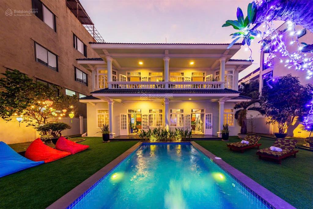 Cho thuê căn villa hồ bơi mặt tiền trung tâm phố biển sát võ văn kiệt, cách biển chỉ 70m