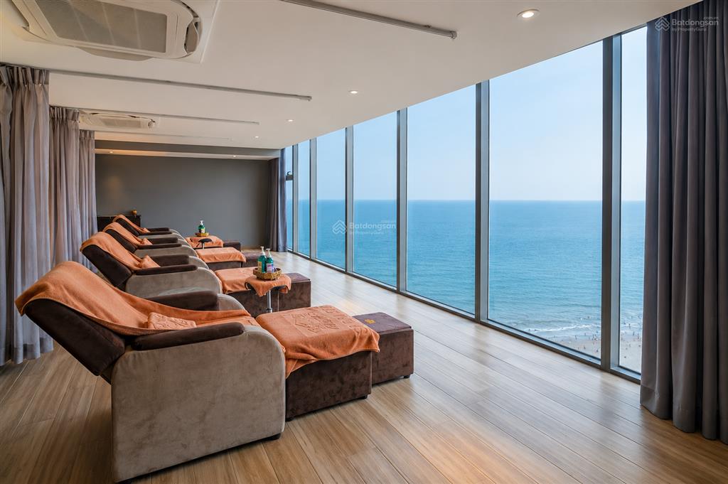 Cho thuê mặt bằng spa & massage 500m²  view trực diện biển  trong khách sạn 4 sao võ nguyên giáp