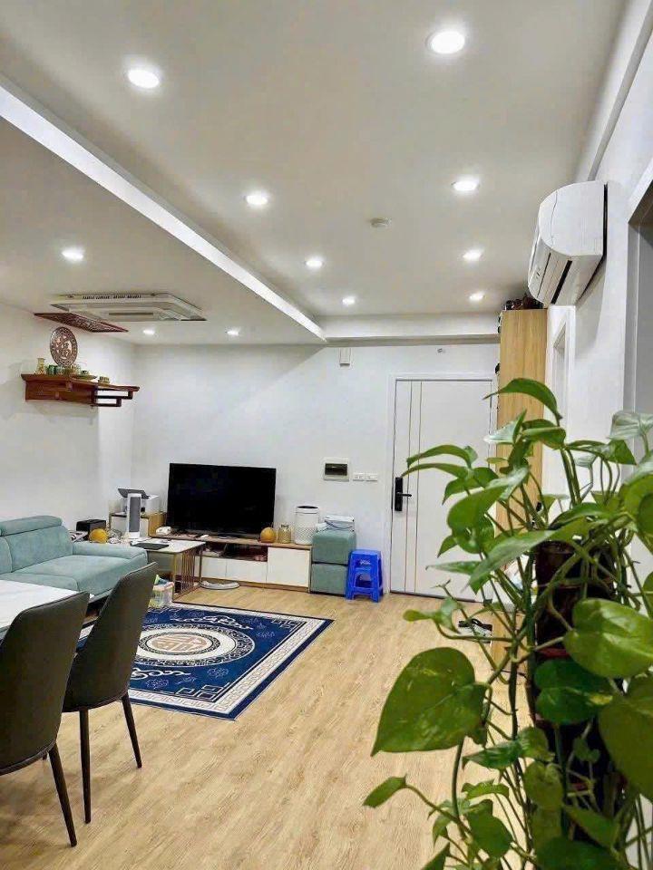 Bán căn hộ 3 phòng ngủ chung cư Thanh Hà Cienco5 chỉ hơn 3 tỉ