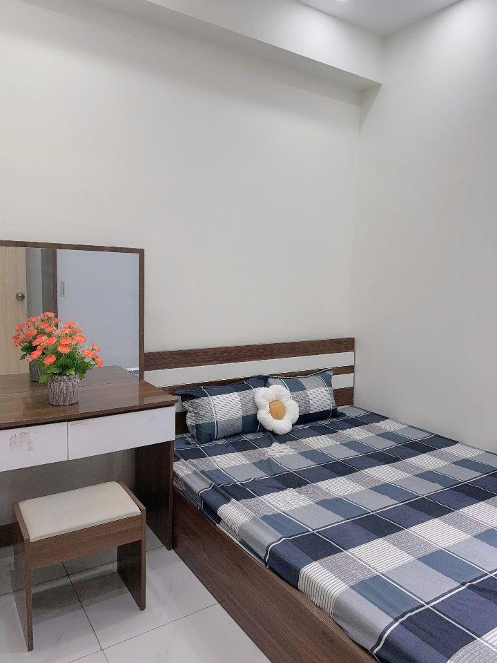 Bán căn hộ 68.5m2 tầng trung đẹp mặt đường chung cư Thanh Hà Cienco5 - Giá 2.7 Tỷ