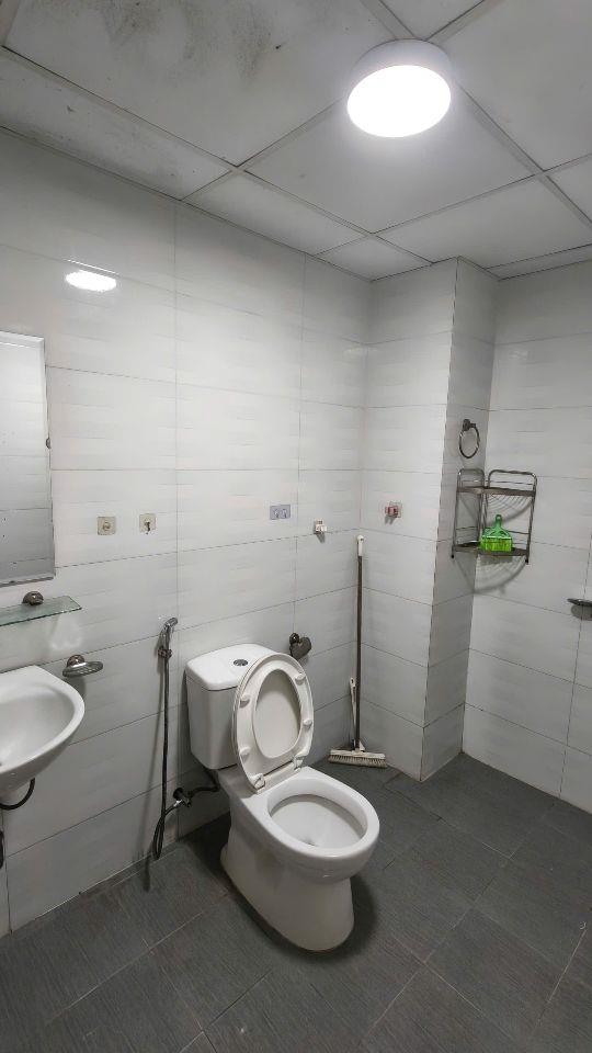  Bán căn hộ 2pn chung cư Thanh Hà Cienco 5 - Tầng thấp giá cực tốt 