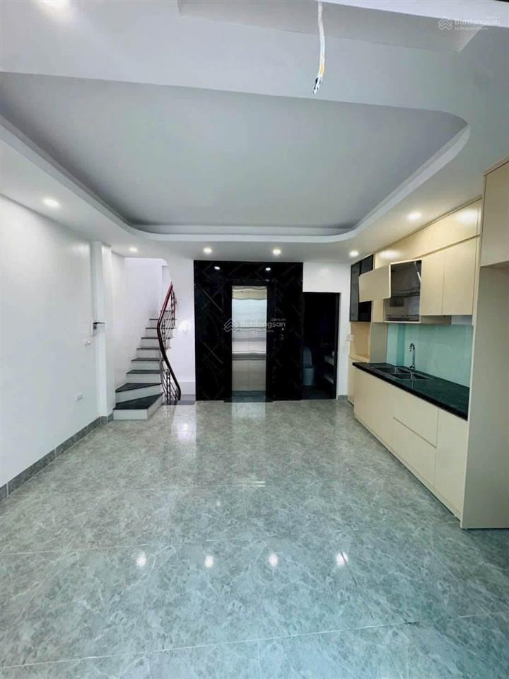 Bán nhà cổ nhuế, bắc từ liêm, hà nội  6 tầng thang máy  dt 32m2  giá 7.8 tỷ
