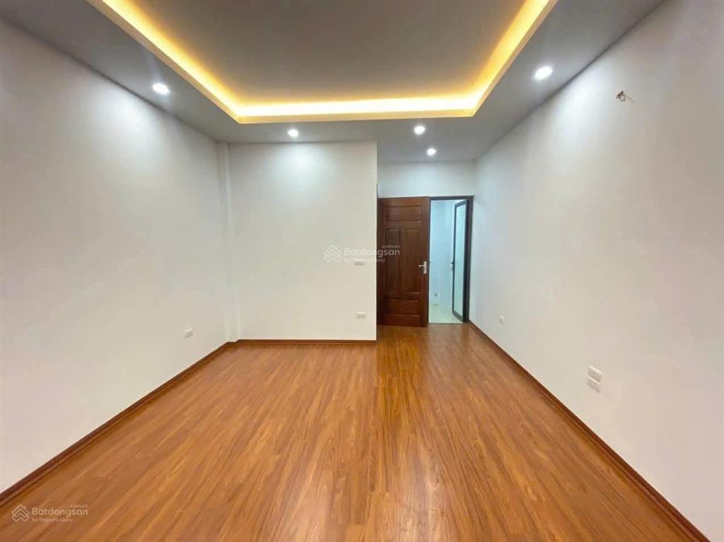 Bán nhà phú thượng, tây hồ  ô tô cực gần. dt 35m2 x 5 tầng  giá 7.6 tỷ