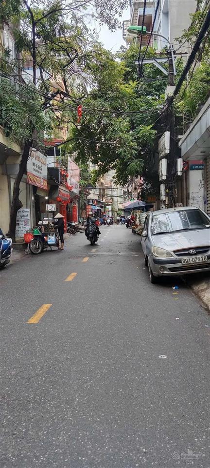 Bán nhà mặt phố hoa bằng, cầu giấy  kinh doanh đỉnh  dt 61m  5 tầng  giá 24.8tỷ.