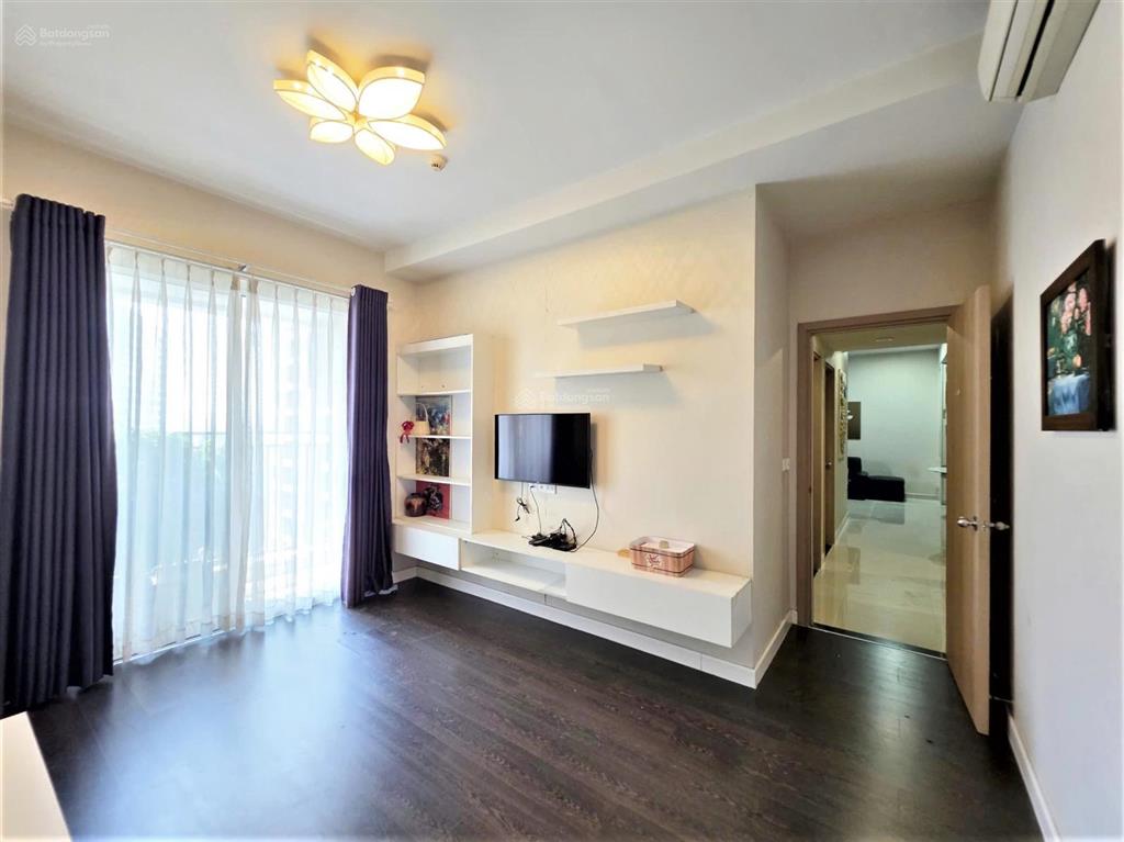 Bán căn số 9 tháp gm2 view đông 103m2 giá chỉ 8 tỷ nhận nhà ngay gần bay có 3 ban công nhà đẹp