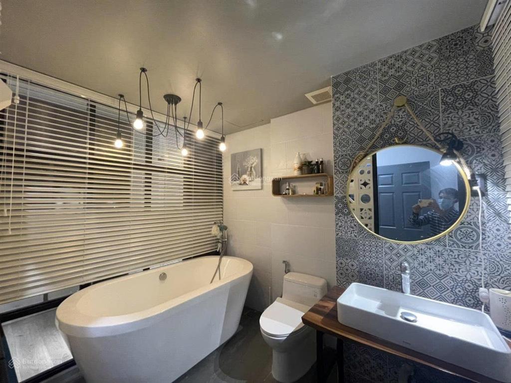 Bán căn hộ 3pn 2wc full nội thất gần sân bay giá 7.95 tỷ bao phí y hình nhà đẹp