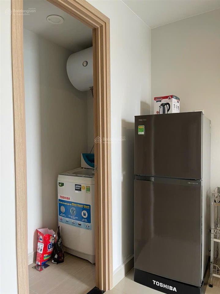 Bán căn góc view đông tháp a full nội thất gần sân bay 3pn 2wc giá nhận nhà 8 tỷ y hình